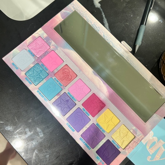 Jeffree Star Cosmetics Cotton Candy Eyeshadow Palette - Picture 3 of 7